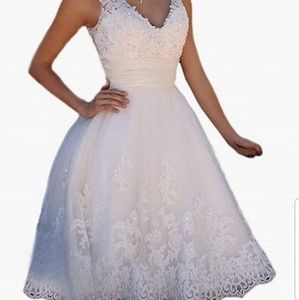 Meet your Posher, Bethia bethou barthelemy